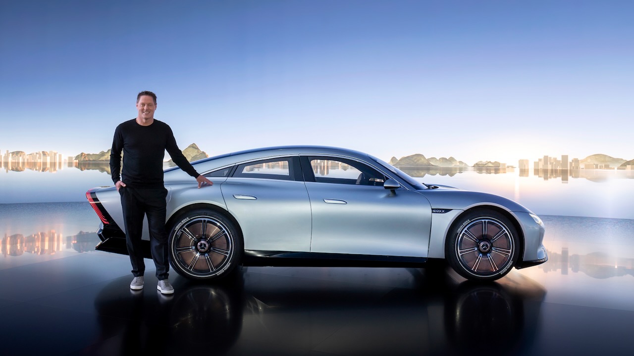 Mit takar a Mercedes formatervezőjének távozása?