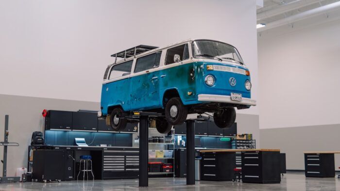 Volkswagen T2 Fire California 10 700x394