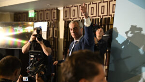 A Reform UK elnyerte a történelmi skót mandátumot, és az Egyesült Királyság legnagyobb pártja lett a hétvégén