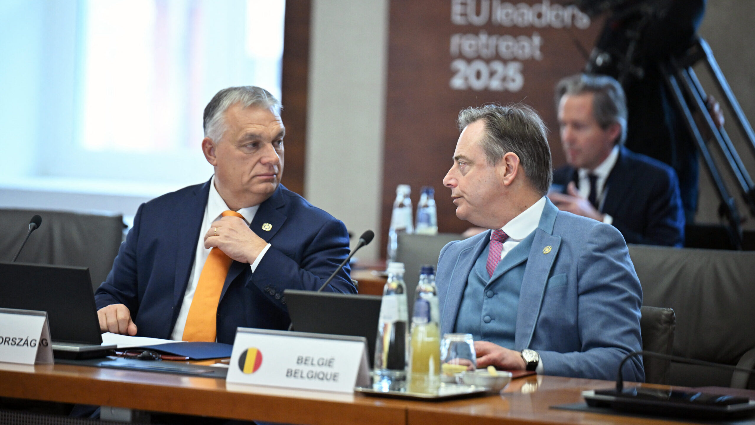 Az EU „magyar bánásmóddal” fenyegeti Belgiumot az orosz vagyon miatt