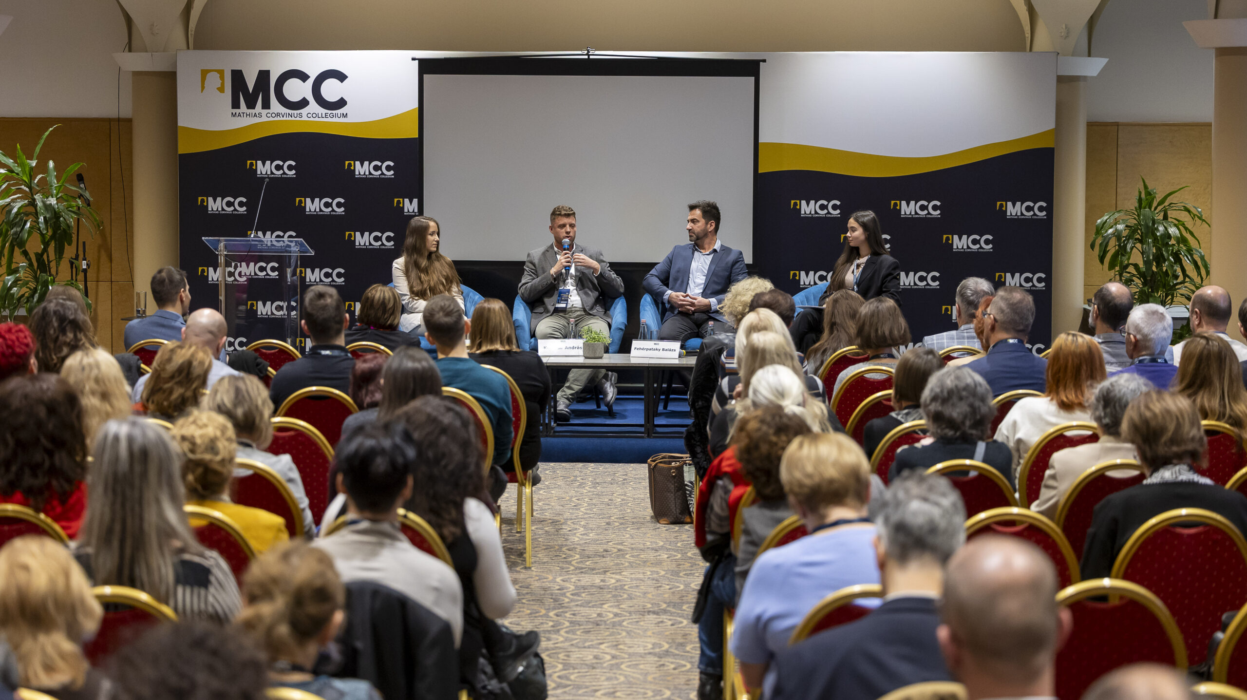 Oktatási konferencián ünnepelték az MCC Fiatal Tehetség Programjának tizedik évfordulóját