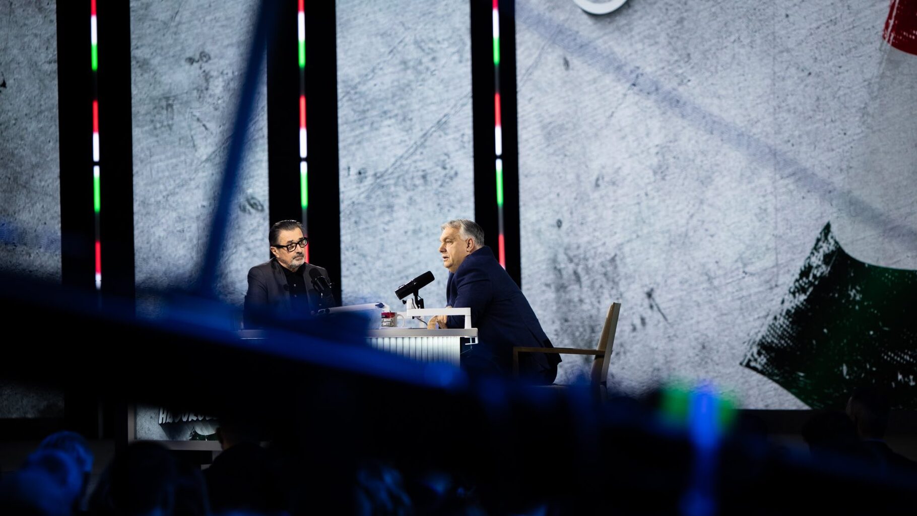 Orbán arra figyelmeztet, hogy a 2026-os választás lesz az utolsó választás az EU háború előtt