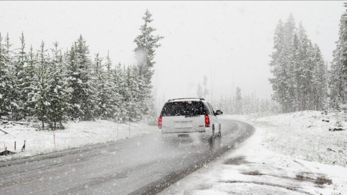 Snow Winter Highway 5 700x394