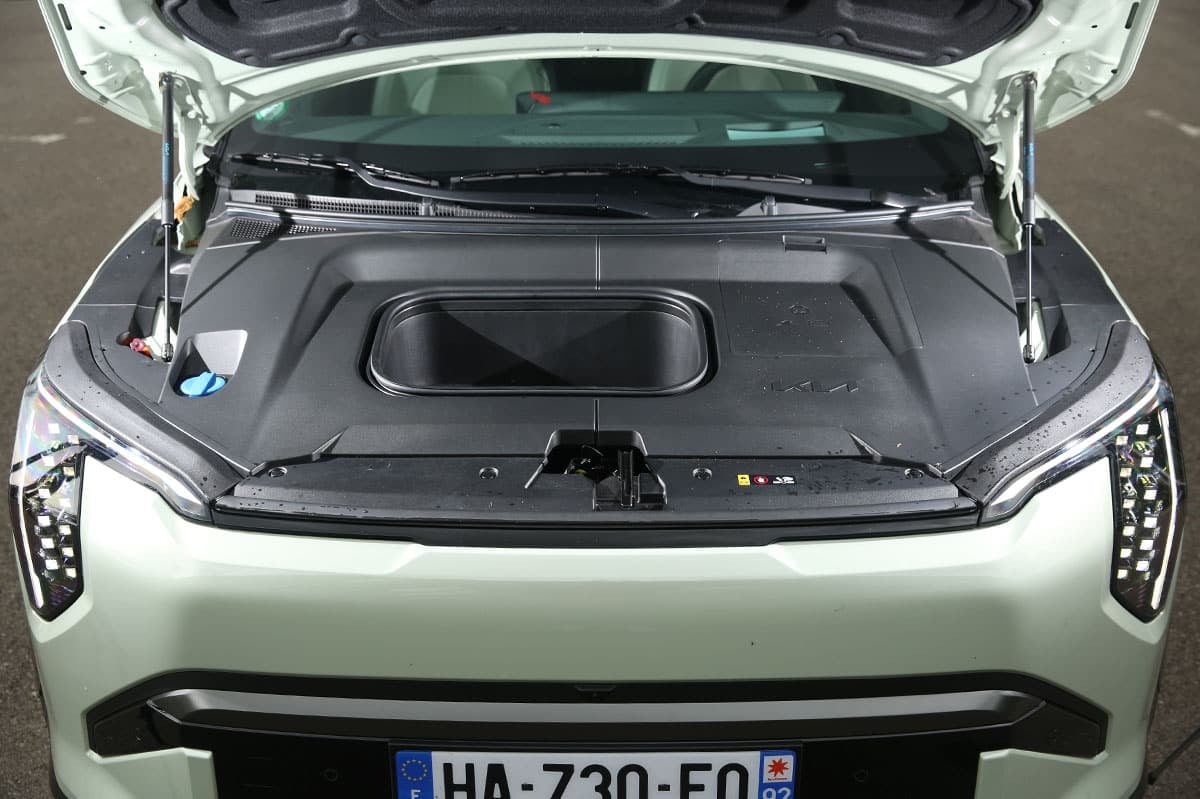 Kia EV3 dinamikus fotó