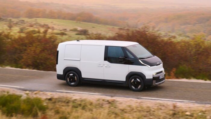 Kia PV5 Dinamico 6 700x394