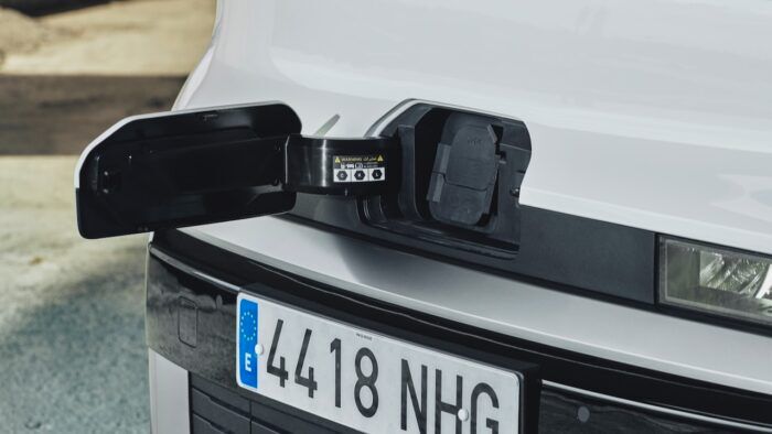 Kia PV5 Static 1 700x394