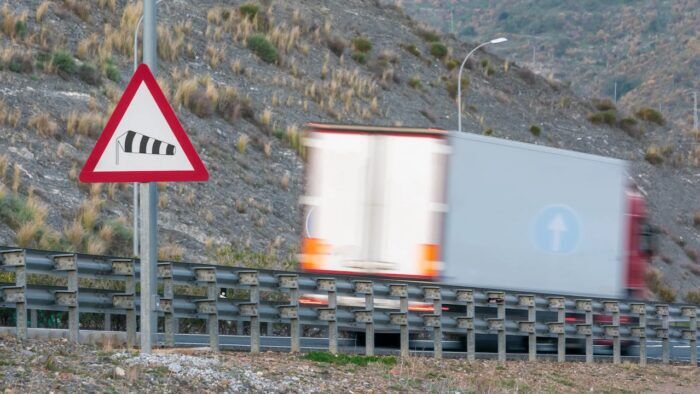 Szél-levegő hatás képernyő 1 700x394