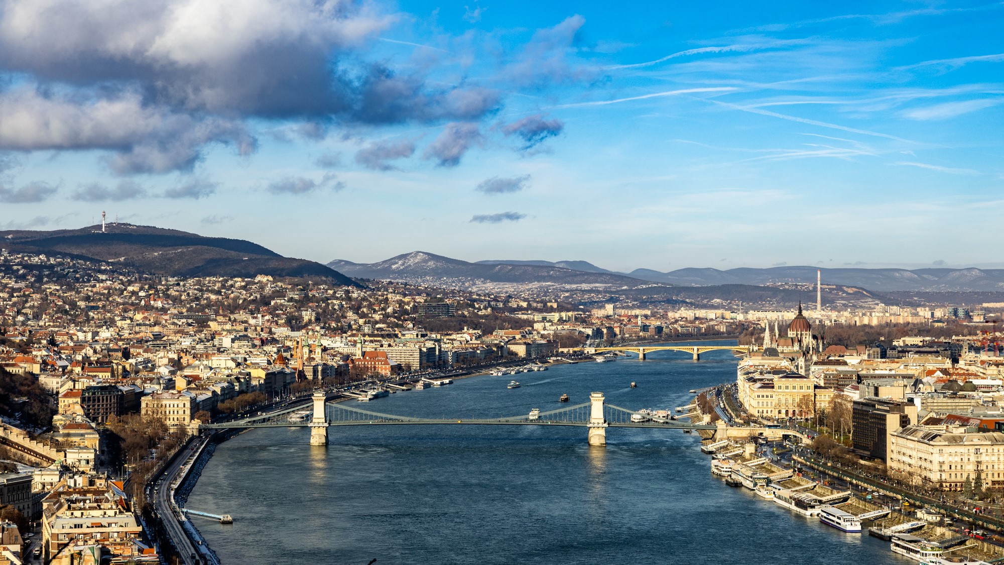 A minimálbér 11 százalékkal emelkedik, mivel a szociális ellátások is emelkednek
