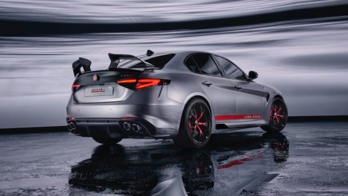 Alfa Romeo Giulia Quadrifoglio Luna Rossa 11 700x394
