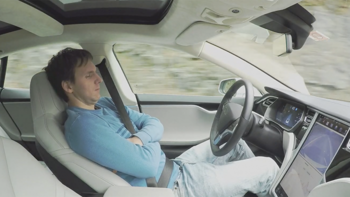 3D gombok az autonóm autók ajtóin 700x394