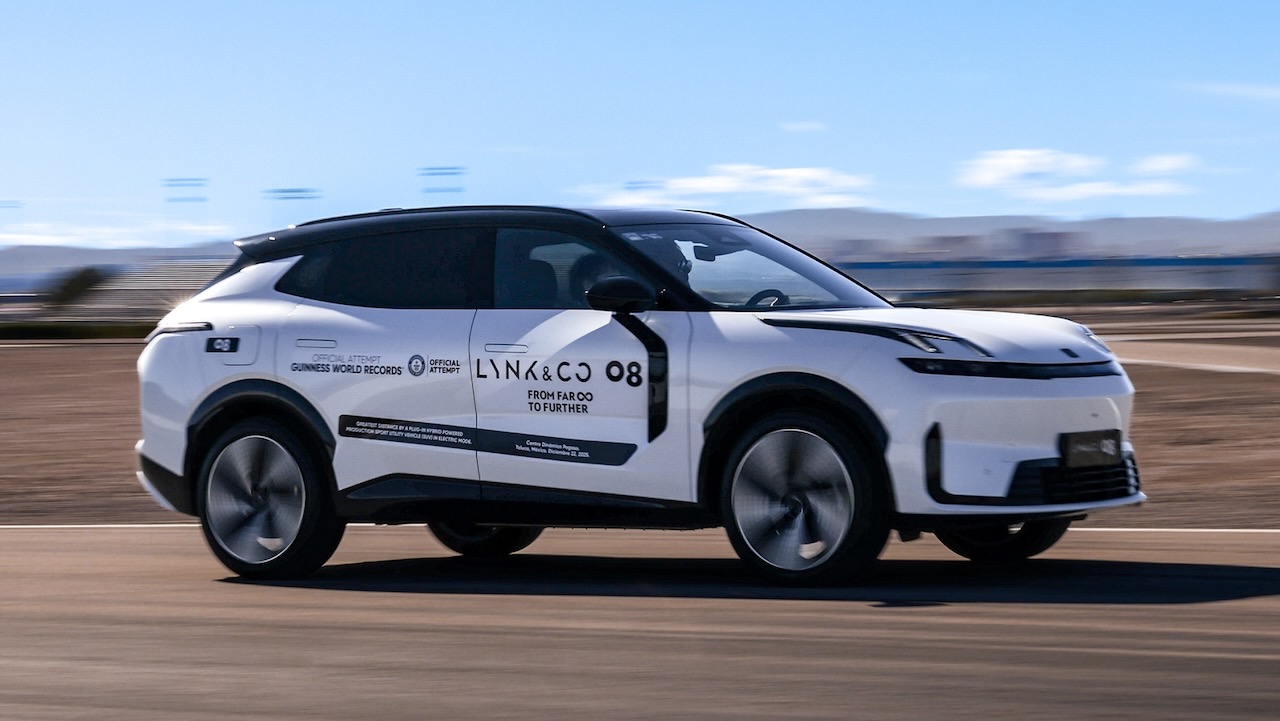 Egy plug-in hibridnek sikerült 293 kilométert megtennie elektromos üzemmódban (bár van egy trükk)