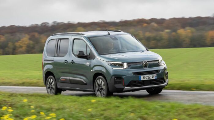 Citroen E Berlingo XTR 2024 10 700x394