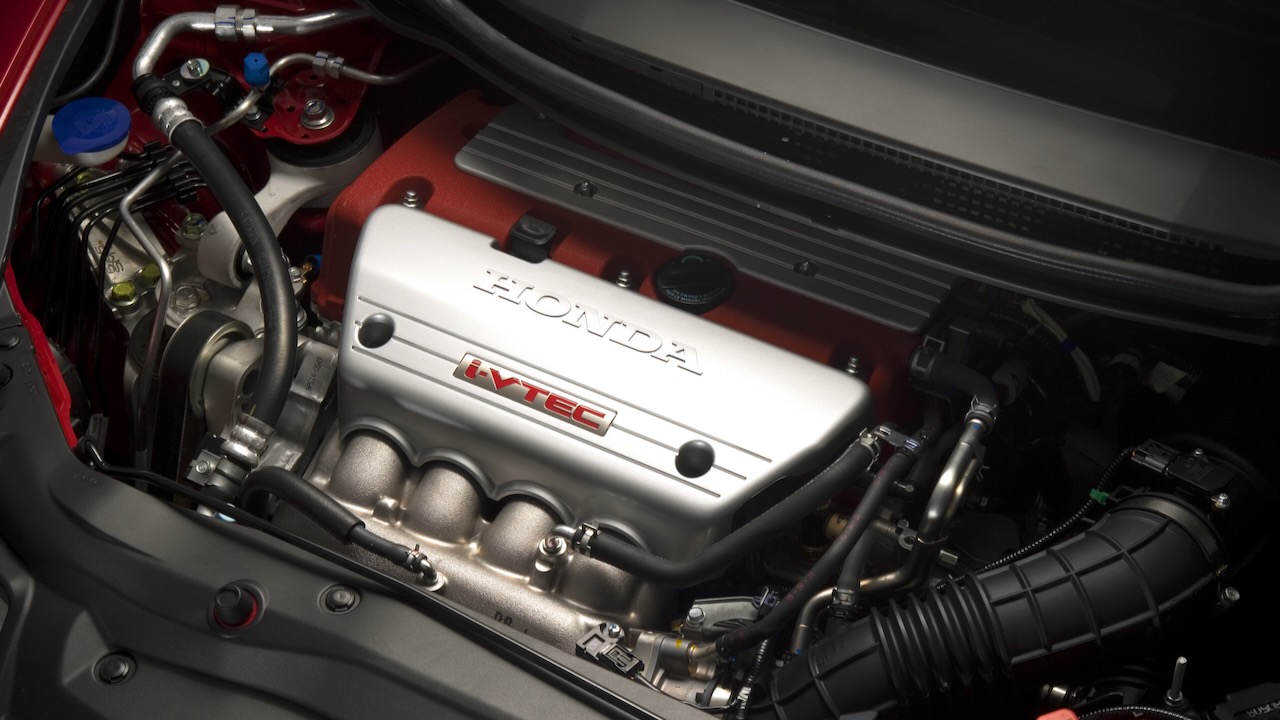 Lehetett volna a történelem legjobb négyhengeres motorja, de finomítani kellett, hogy megfeleljen a tömegeknek