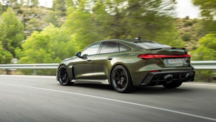 Audi RS 5 2026 30 700x394