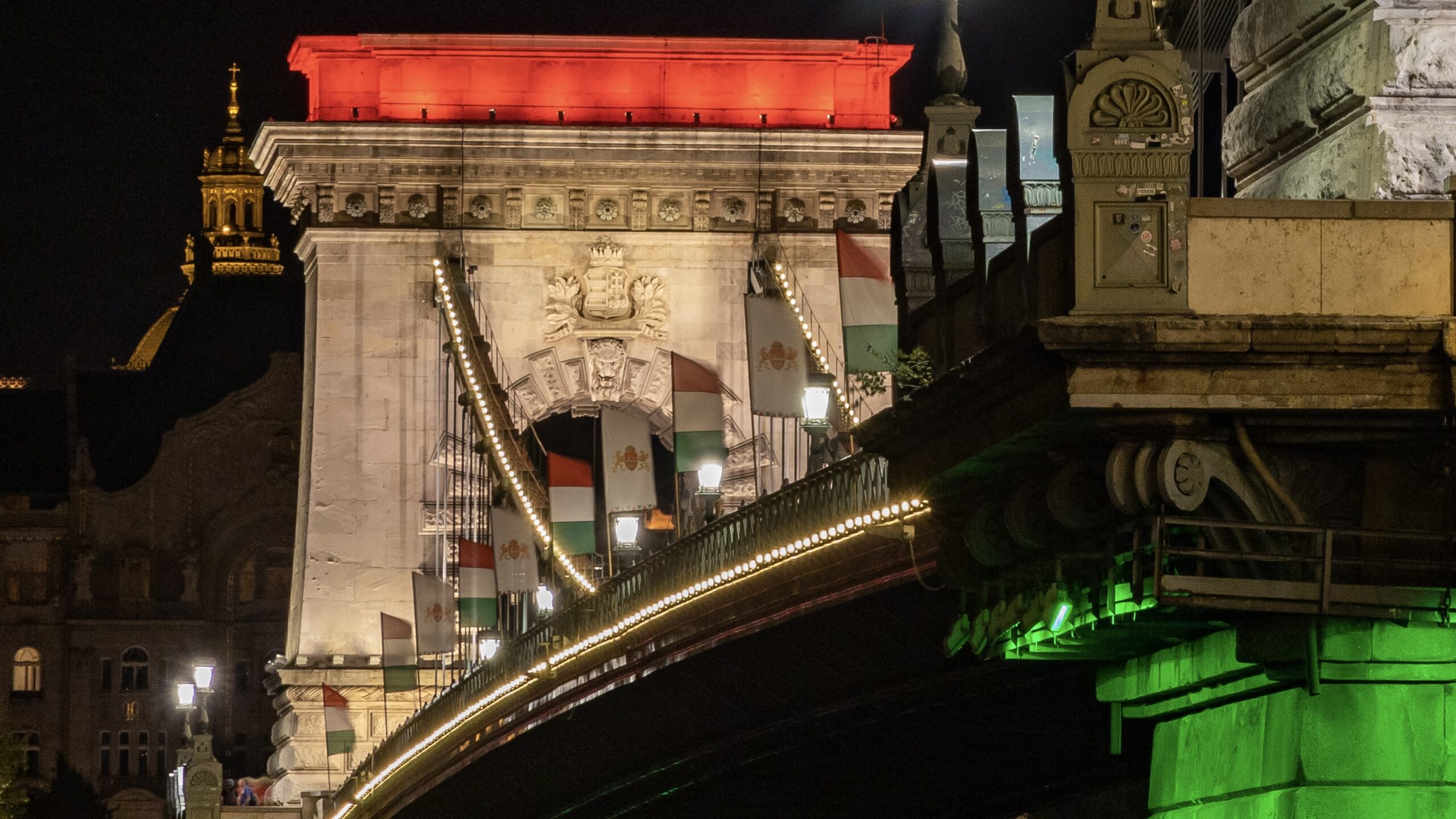 A kormány a családpolitikákat támogatja a nettó bérek gyorsabb növekedése érdekében