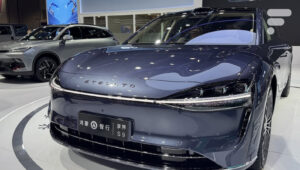 Hihetetlen: a Huawei elektromos autója 800 km-es hatótávval feleannyiba kerül, mint egy Tesla Model S