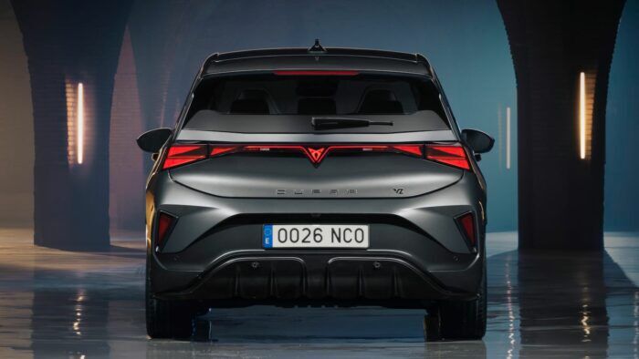 CUPRA Born VZ 2026 2 700x394