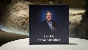 Az Orbán Viktorhoz írt levelek könyvbemutatója feltárja a hatalom és a diplomácia emberi oldalát