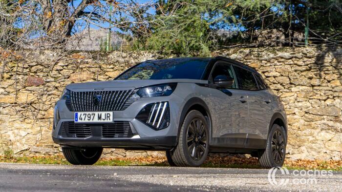 Peugeot 2008 Teszt 04 700x394