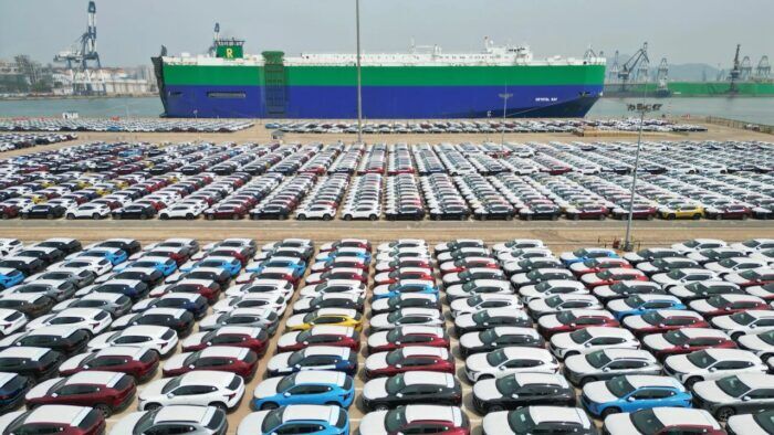 Kínai autós csónak 700x394