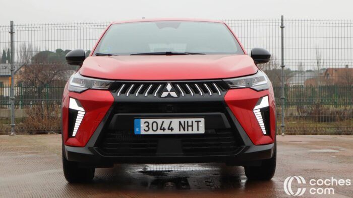 Mitsubishi Grandis MHEV Test 3 700x393