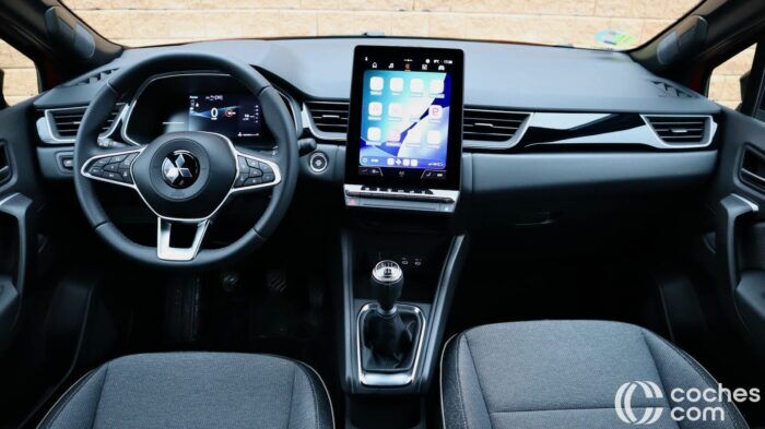 Mitsubishi Grandis MHEV belső teszt 17 700x393