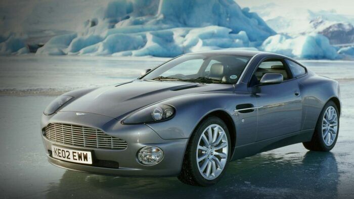 Aston Martin Vanquish 007 700x394