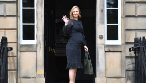 Az SNP minisztere szerint Skóciának több bevándorlóra van szüksége a választások előtt