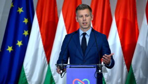 Magyar Péter Magyarország tizenhat leendő minisztere közül hetet nevez meg