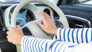 Négymillió magyar autós nem tudja hogy ez a szabály 2026-tól már bírságot jelent