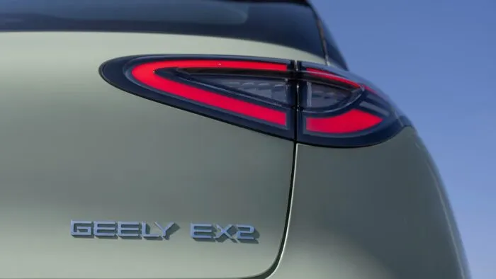Geely EX2 5 700x394