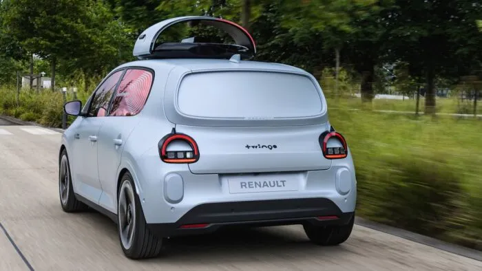 CleveR Insights Renault Twingo 20 700x394
