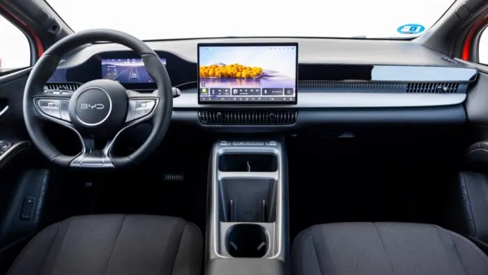 BYD Dolphin G belső 17 700x394
