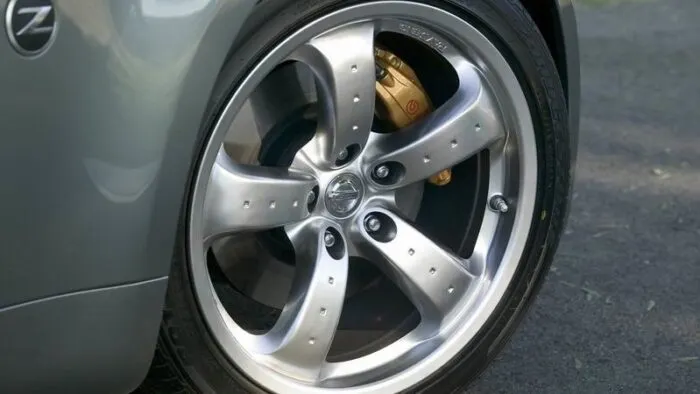 Nissan fékek 8 700x394