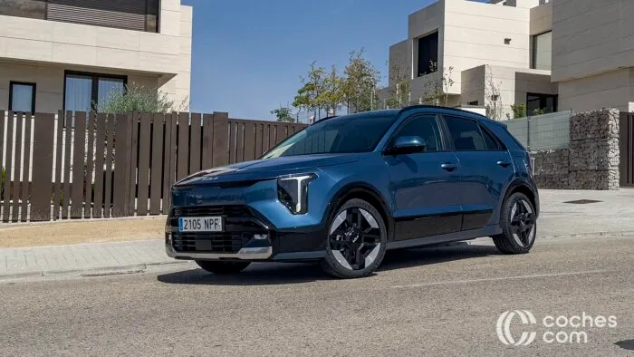 Kia Niro Contact 03 700x394