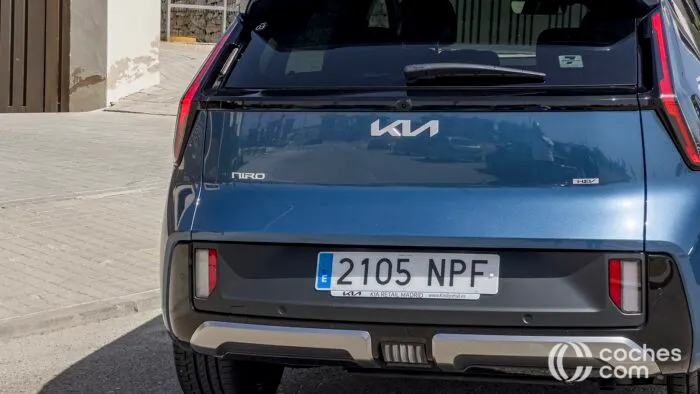 Kia Niro Contact 13 700x394