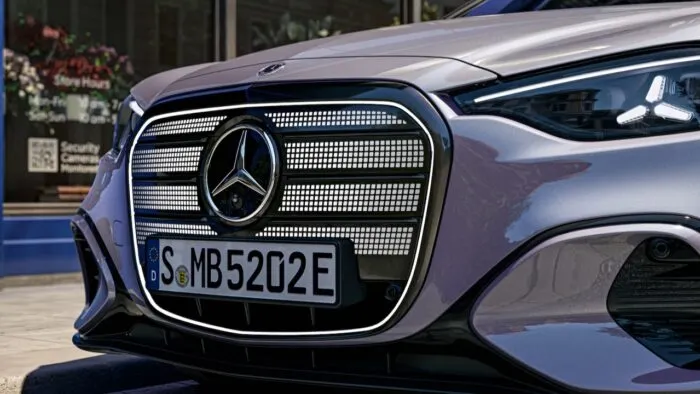 Mercedes C Class Electric 2027 27 700x394