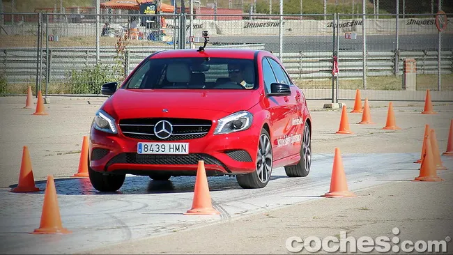Mercedes Benz 13 650x366 pálya
