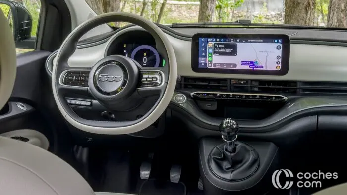 Fiat 500 hibrid teszt 30 700x394