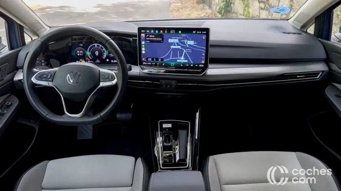 Volkswagen Golf Phev Test 25 700x394