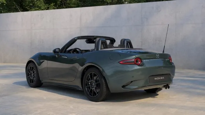 Mazda MX 5 2027 3 1 700x394
