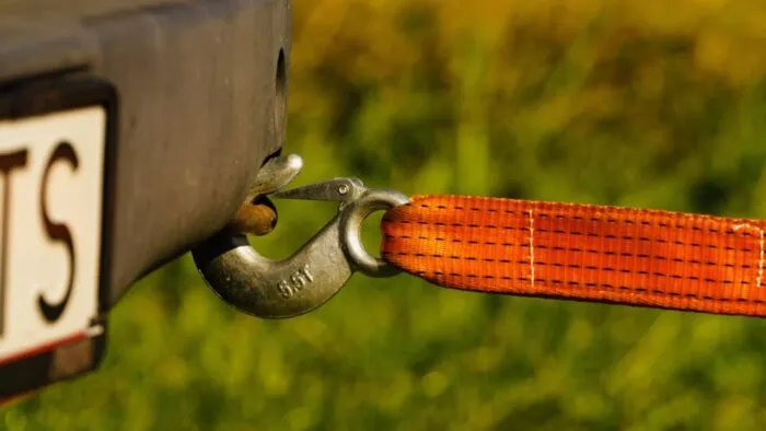 Sling Trailer 1 700x394