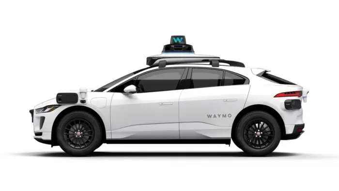 Waymo Madrid 4 700x394