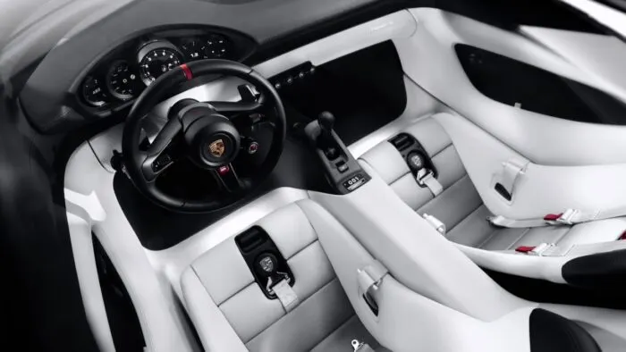 Porsche Mission S 15 700x394