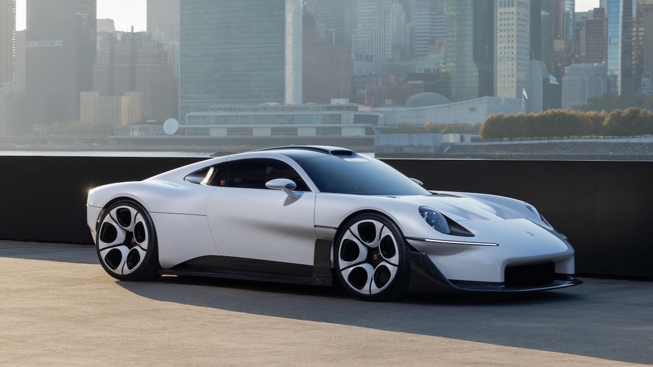 Porsche Mission S Concept: központi motorral és nagy képernyők nélkül, hogy visszatérjen a lényeghez